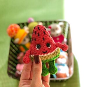 عروسک هندوانه